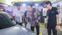 Casion sebagai salah satu brand EV charging station terbaru di Indonesia berkomitmen untuk menyediakan EV charging station di berbagai lokasi strategis. Menggandeng perusahaan teknologi terkemuka, ABB yang selalu mengedepankan tiga hal, safety, interoperability dan high quality, Casion membangun charging station dengan desain khusus kolaborasi keduanya di beberapa lokasi strategis di Jakarta seperti di Cilandak Town Square dan Talavera Office Park.