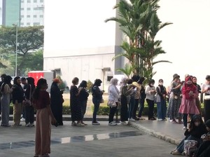 ARMY Mulai Padati Hall 10 ICE BSD, Siap Ketemu Suga!