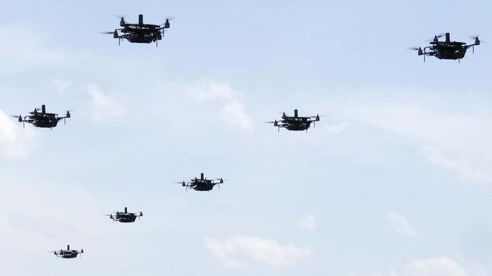 Korea Selatan dan Amerika Serikat kembali menggelar latihan militer, Kamis (25/5/2023). Kali ini, latihan disemarakkan oleh parade drone di langit Pocheon.