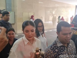 Nindy Ayunda Penuhi Panggilan Bareskrim Terkait Kasus Dito Mahendra