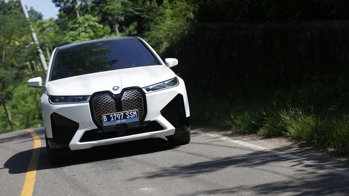 Ototest BMW iX