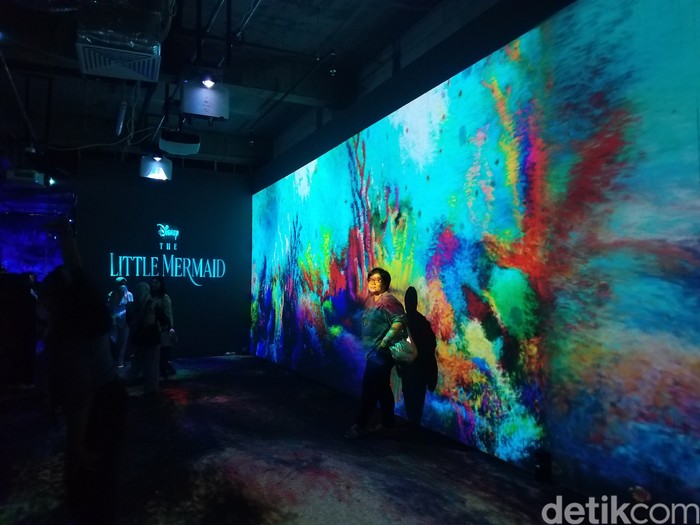 Pameran Seni The Little Mermaid di Jakarta