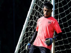 Kiper Anyar PSIS Syaiful Samsudin Bicara Target Liga 1 2023/2024