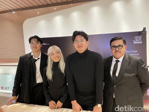Reality Club Presents Jadi Album Perjalanan Romansa Manusia