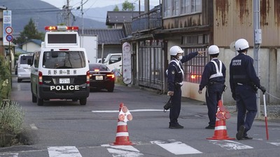 Tangkap Pelaku Penikaman, Polisi Jepang Kepung Rumah Persembunyian