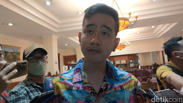 Wali Kota Solo Gibran Rakabuming Raka, Jumat (16/5/2023). Wali Kota Solo Gibran Rakabuming Raka, Jumat (16/5/2023).