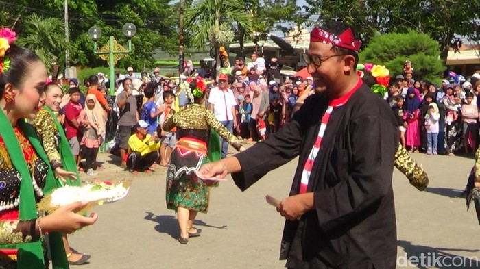 Bupati Achmad Fauzi di Festival Jaran Serek Sumenep 2023