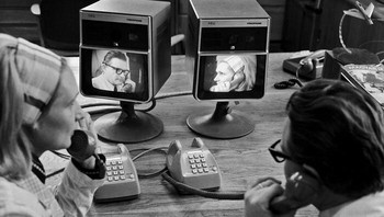 Eksperimen panggilan video Bell Labs tahun 1960-an Foto: Boredpanda