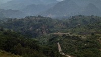 Gubernur Jawa Barat Ridwan Kamil mengungkap bahwa rencana pembangunan Jalur Puncak dua sudah masuk proyek nasional. 