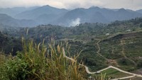 Rencananya jalur itu akan dibangun sepanjang 62,8 kilometer dengan rincian, 48,7 kilometer masuk wilayah Kabupaten Bogor dan sisanya 18,5 kilometer masuk wilayah Kabupaten Cianjur yang diharapkan menjadi solusi macet di Jalan Raya Puncak. 