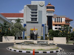 15 Jurusan Paling Sedikit Peminat di Unair, Peluang Masuk Besar