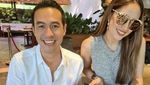 Pesona Cinta Laura Saat Nikmati Pasta dan Floating Breakfast