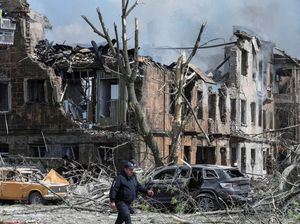 Potret Klinik di Dnipro yang Hancur Dirudal Rusia