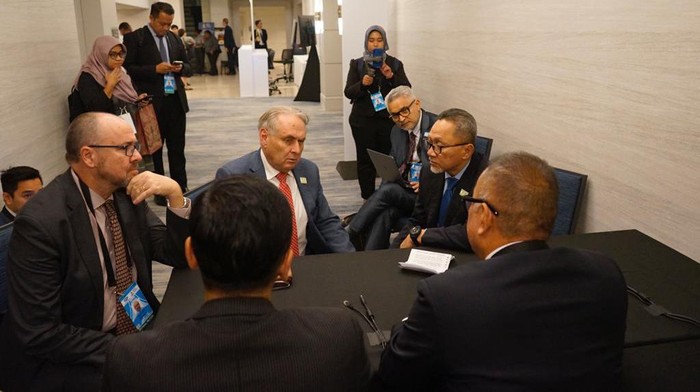 Mendag Zulhas melakukan pertemuan bilateral dengan Selandia Baru dan Australia disela-sela rangkaian APEC MRT.
