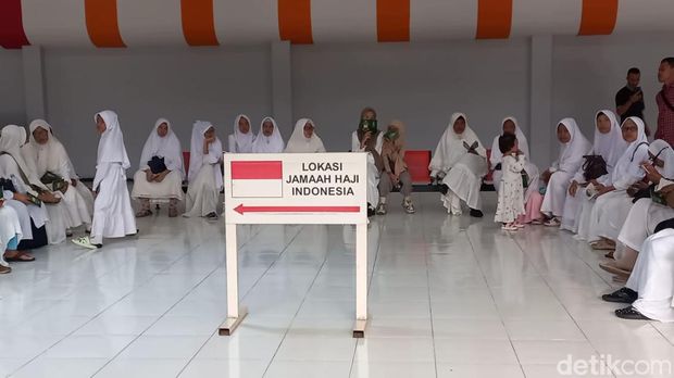 Suasana manasih haji di Firdaus Fatimah Zahra Semarang, Sabtu (27/5/2023).