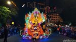 Kelap-kelip Light Parade, Surabaya Cantik Malam Ini