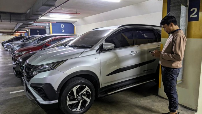 Aplikasi Zoomcar
