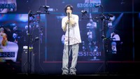 Suga menampilkan sederet lagu hits miliknya dalam konser berdurasi 1,5 jam tersebut. (Foto: Courtesy of BIGHIT MUSIC)