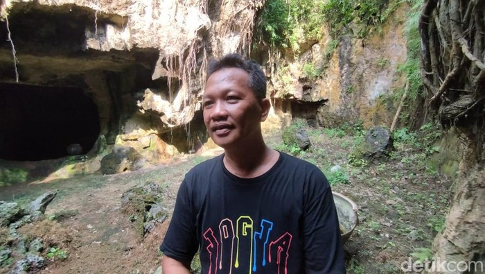 Gua Sono Gresik yang diduga sudah ada sejak era Raja Hayam Wuruk memimpin Majapahit.