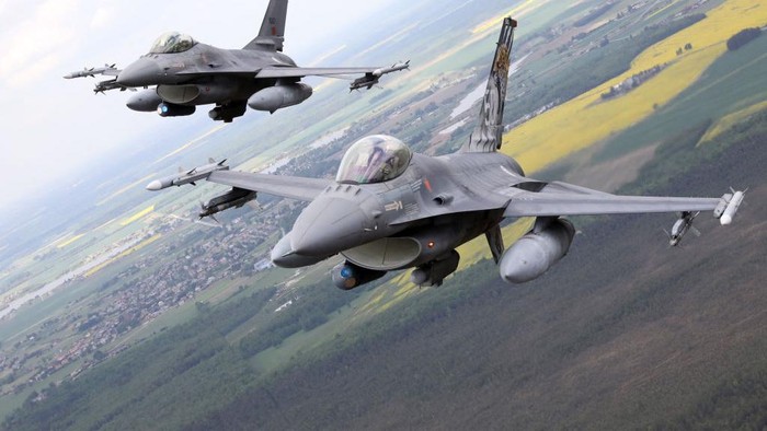 Jet tempur F-16