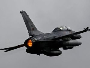 Thailand Kerahkan Jet Tempur F-16, Gempur Target Militer di Kamboja
