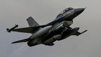 F-16 Bakal Hadapi Kondisi Sulit di Langit Ukraina