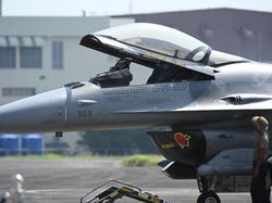 Sangarnya F-16, Jet Tempur Terlaris Dambaan Ukraina untuk Lawan Rusia