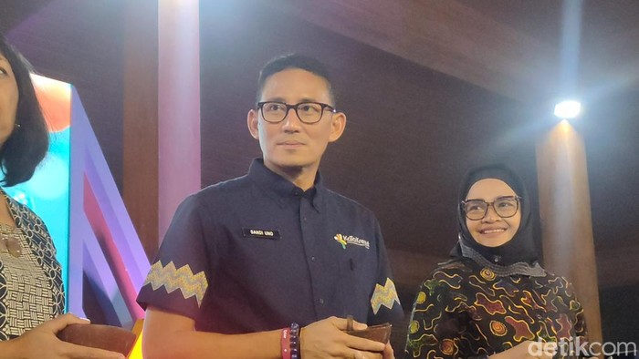 Menparekraf Sandiaga Salahuddin Uno saat menghadiri acara di Kulon Progo, DIY, Minggu (28/5/2023).