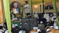 Prabowo menyebut ingin menghabiskan sisa hidupnya berdampak ke masyarakat. Ia pun mengajak seluruh jemaah yang hadir supaya optimis menghadapi tantangan Indonesia ke depan. 