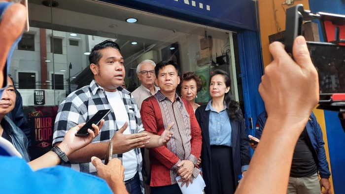 PSI DKI Beri Dukungan ke Ketua RT soal Ruko Makan Jalan di Pluit (Annisa/detikcom)