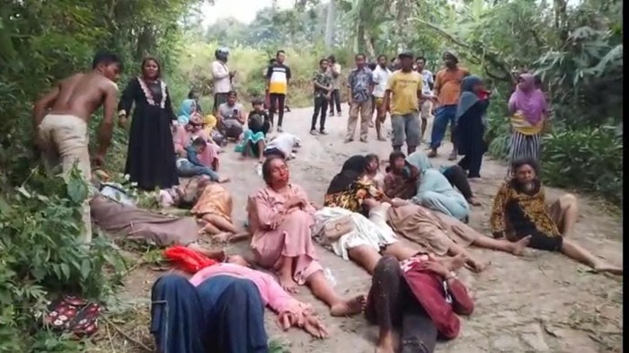 Rombongan petakziah di Probolinggo luka-luka setelah truk yang ditumpangi terjun ke jurang