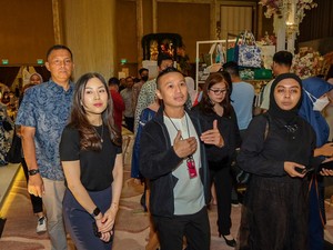 Wamen Angela Tanoesoedibjo Kunjungi Wedding Fair, Penasaran Akan Hal Ini