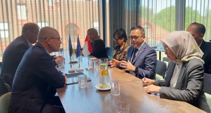 Azwar Anas Bertemu Pejabat Estonia