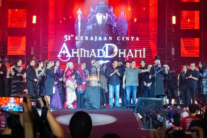 Bamsoet Apresiasi 51 Tahun Perjalanan Musisi Ahmad Dhani