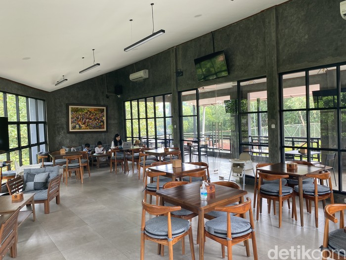 Bandar Kopi, tempat ngopi 'hidden gem' di Lebak Bulus yang asri dan bisa melihat rusa.