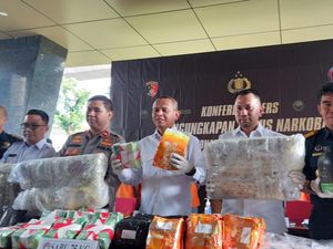 Bareskrim Gagalkan Pengiriman Sabu Asal Afghanistan Modus Dilarutkan di Gorden