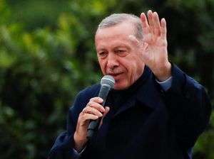Dunia Hari Ini: Warga Turki Turun ke Jalan Rayakan Kemenangan Erdogan