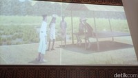 Museum ini juga menyimpan banyak sejarah Bekasi. Mungkin kamu dapat menemukan sejarah yang jarang diketahui di sini. Sejarah terkait Entong Tolo misalnya, yang dikenal juga sebagai Robin Hood-nya Bekasi. (Weka Kanaka/detikcom)