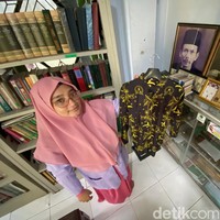 Menurut perempuan kelahiran September 1983 ini, Banten memiliki sejarah sebagai penghasil lada terbesar di Indonesia. Zaman kerajaan Banten masih eksis, lada menjadi komoditas yang berharga sampai Belanda ingin menguasainya. Ratu menuturkan, begitu tinggi nilainya, lada juga sering dijadikan sebagai mahar di pernikahan keluarga kaum bangsawan Banten. (Foto: Daniel Ngantung/detikcom)