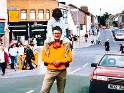 Foto Ini Tampak Biasa Tapi Kisah di Baliknya Sangat Menyeramkan