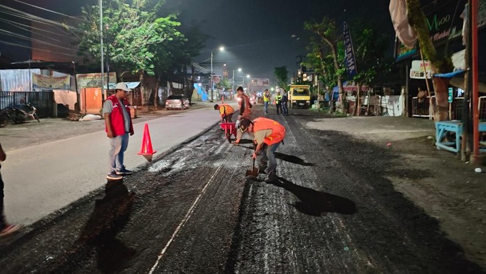 Jalan provinsi yang diperbaiki Pemkot Medan. (Foto: Istimewa)