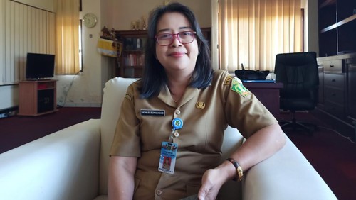 Kepala Badan Kepegawaian Pengembangan Sumber Daya Manusia (BKPSDM) Jembrana Siluh Ktut Natalis Semaradani saat ditemui di kantornya, Senin (29/5/2023). (I Putu Adi Budiastrawan/detikBali)