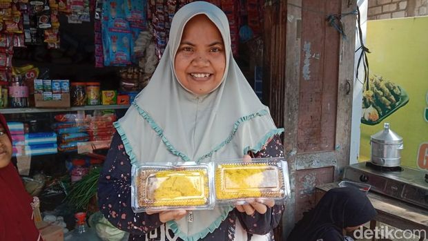 Ketan Kuning disajikan di Haul Sunan Bonang Lasem, Rembang. Foto diunggah Senin (29/5/2023).