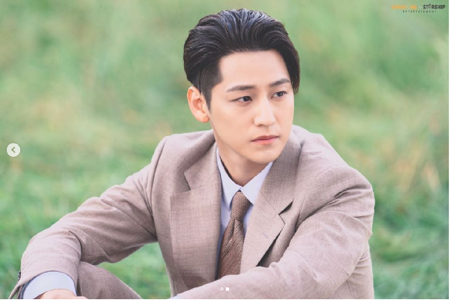 Bagi Kim Bum adegan ciumannya di Tale of the Nine Tailed 1938 ini menjadi yang pertama setelah 10 tahun tak melakukan adegan tersebut.  Foto: Dok. Instagram tvN, King Kong by Starship