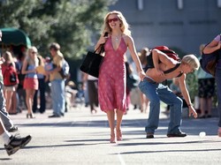 7 Warna Busana yang Bisa Dipakai saat Kamu Merasa Lelah, Jadi Segar Lagi