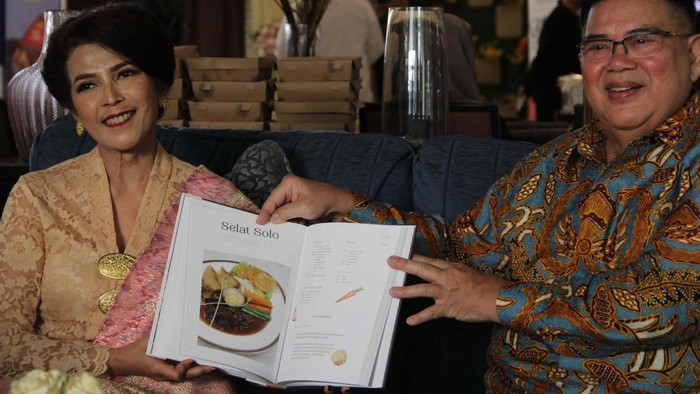 Mengenalkan Berbagai Makanan Nusantara ke Dunia Indonesian Gastronomy Community (IGC) menerbitkan sebuah buku berjudul
