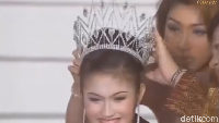 Ini tentu tak mengherankan terlebih karena wajah Nong Poy yang rupawan bak wanita sungguhan, didukung oleh tubuhnya yang mencapai 174 cm. (Foto: dok. Miss International Queen)