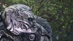 Patung Raksasa Transformers Mejeng di London