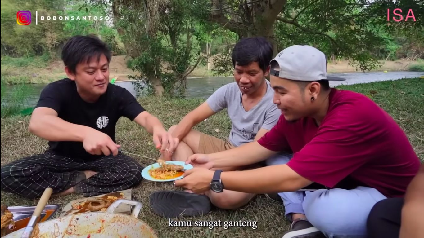 Seblak buaya putih
