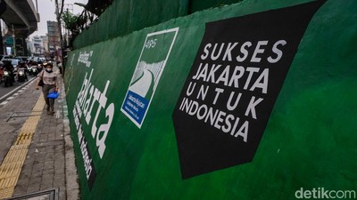 Slogan Era Anies Berganti di Mural Jalan Fatmawati Jaksel